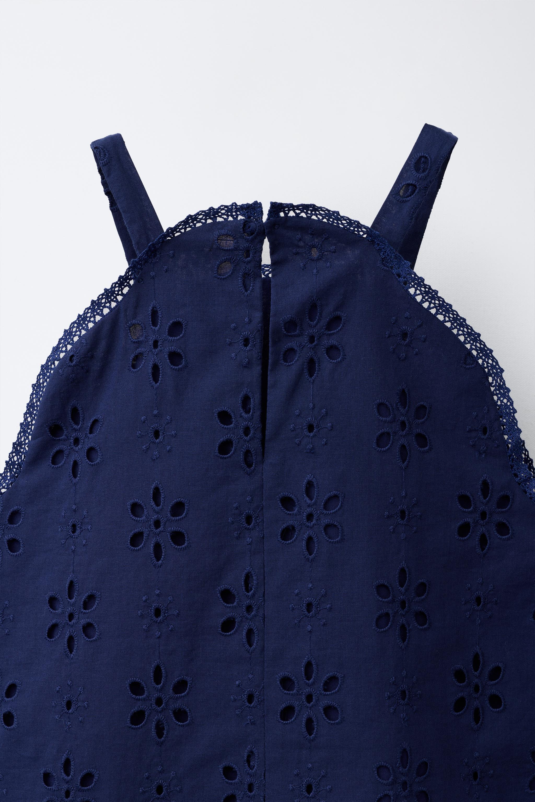 SWISS EMBROIDERY HALTER TOP
